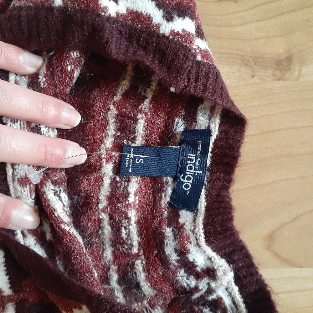 Sparkle Sweater - Picture 2 of 2